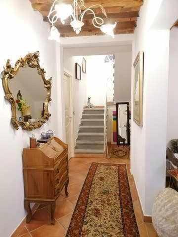 B&B La Rosa Nel Verde Лука Екстериор снимка